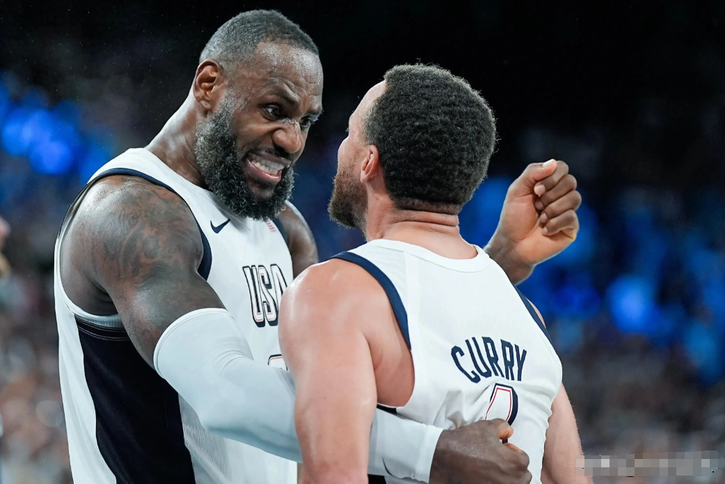 勇士险胜江苏队,浓眉哥统治全场 勇士险胜江苏队,浓眉哥统治全场