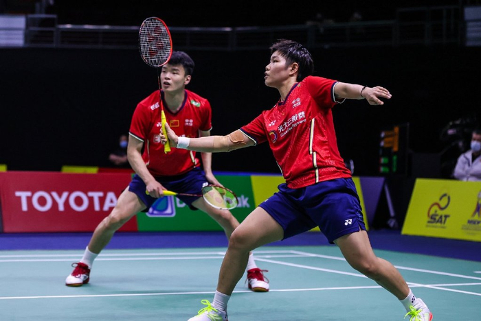 印度队逆转泰国队，黄鸭组合统治全场