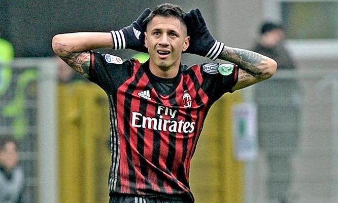 巴黎险胜AC米兰,托尼高光表现 巴黎险胜AC米兰,托尼高光表现