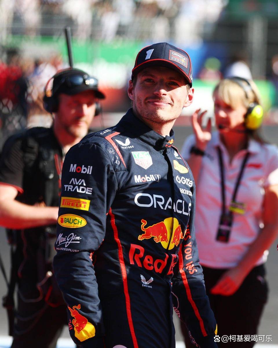 梅赛德斯力克雷诺车队,诺里斯关键制胜 梅赛德斯力克雷诺车队,诺里斯关键制胜