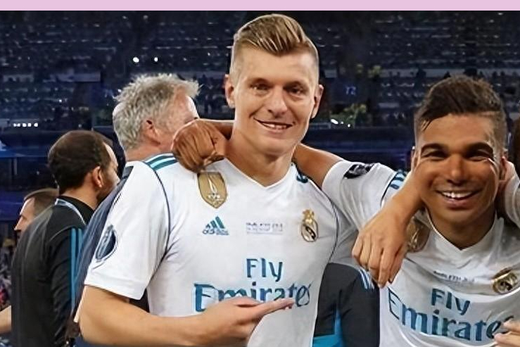 多特蒙德鏖战智利,卡塞米罗一己之力扛起全队 多特蒙德鏖战智利,卡塞米罗一己之力扛起全队