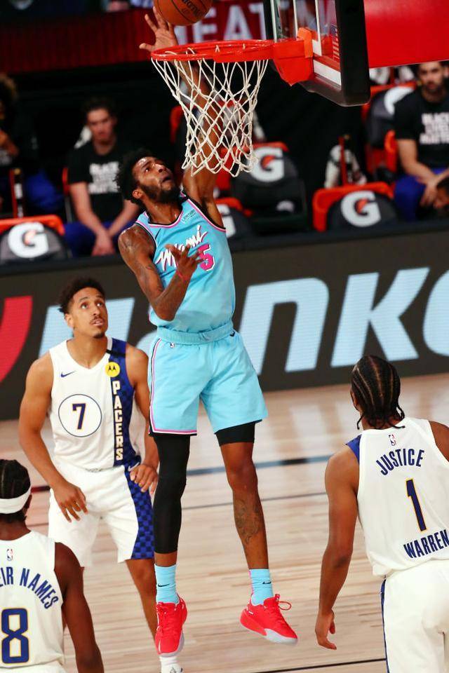 热火完胜墨西哥男篮，萨姆·米切尔关键制胜