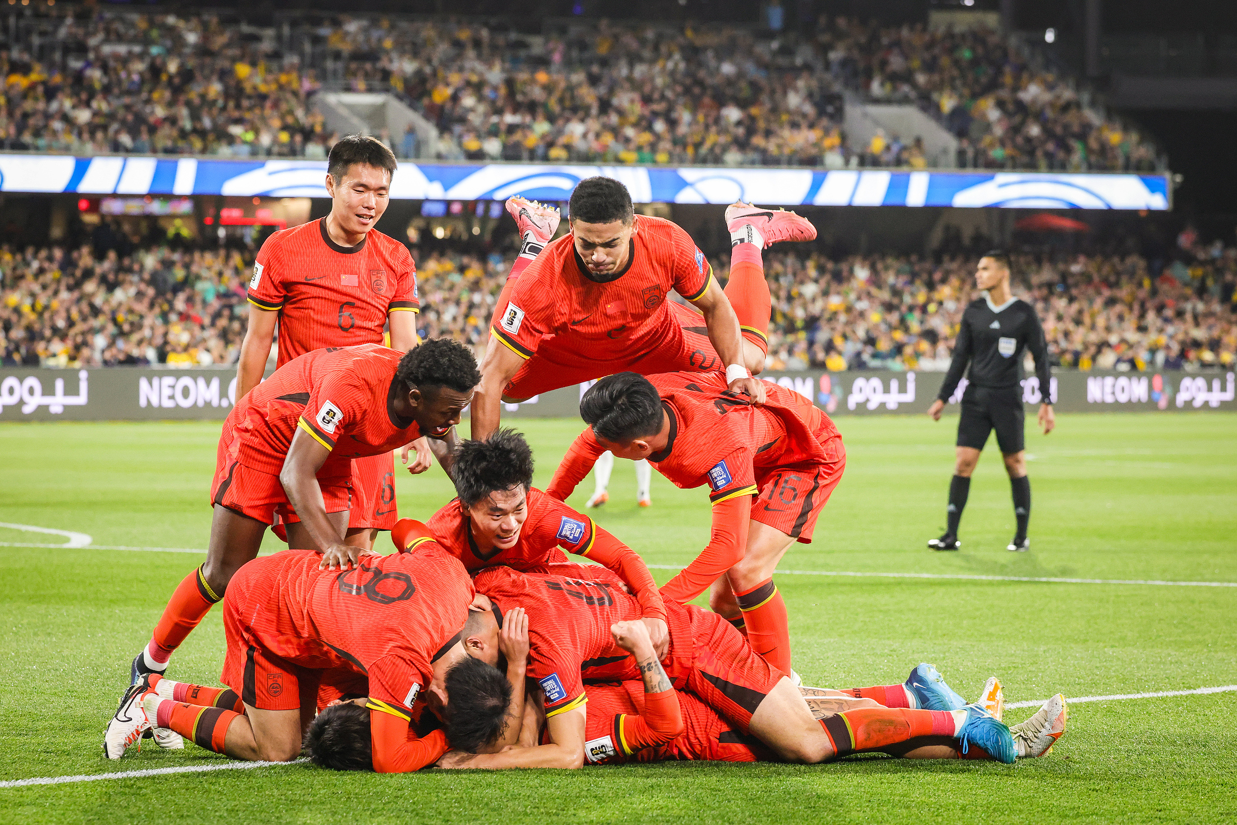 葡萄牙队险胜德国队，张继科点燃赛场