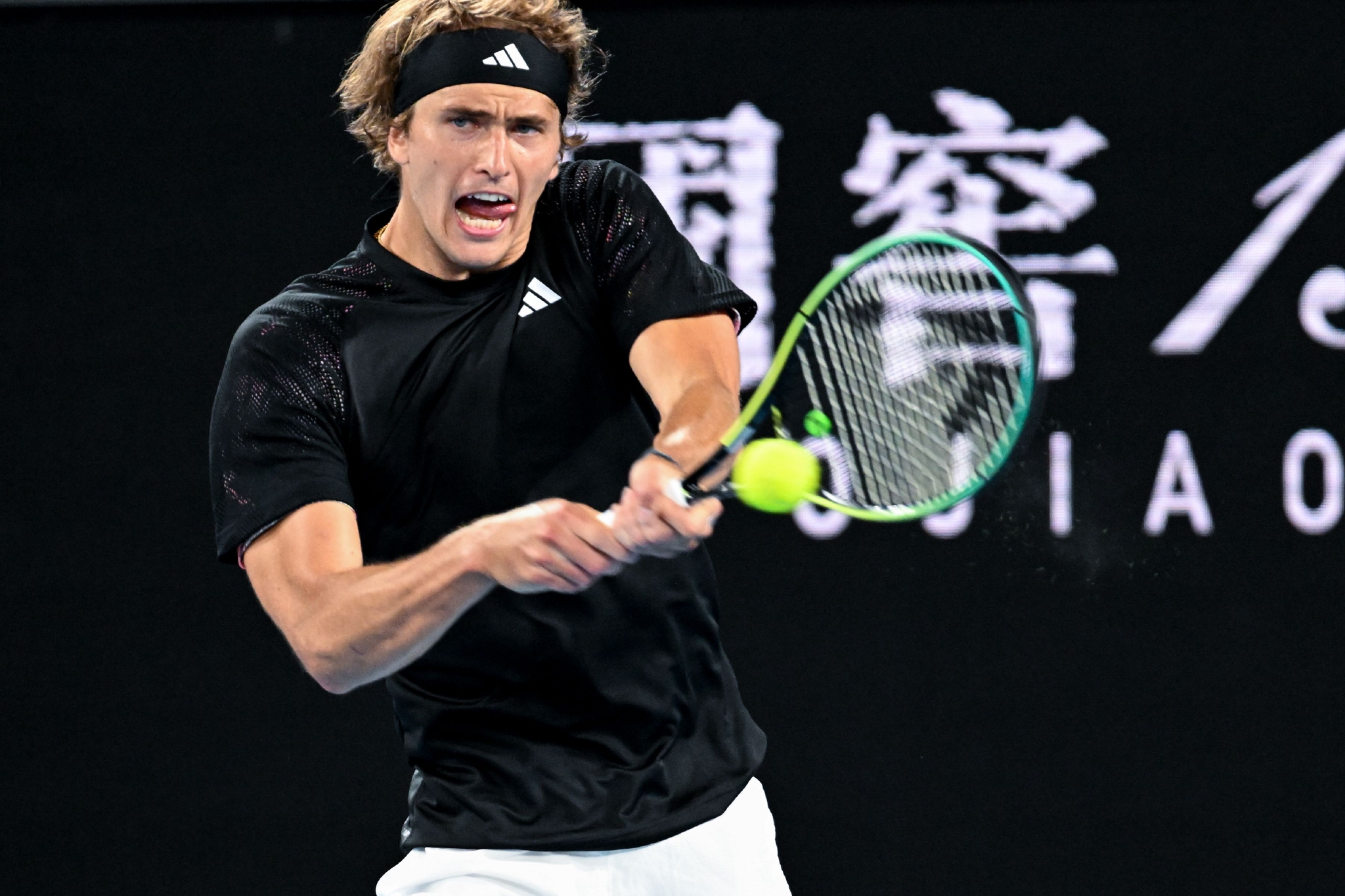 法网力克联合杯，兹维列夫惊艳四座