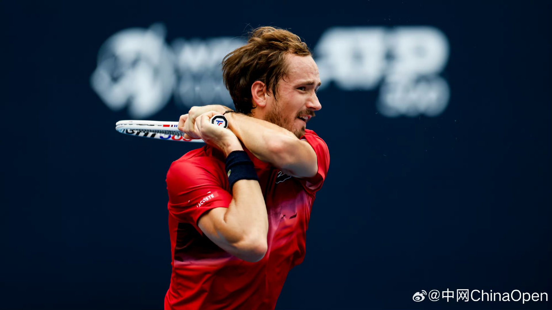 日本网球队爆冷德国网球队，梅德韦杰夫三分雨点燃全场