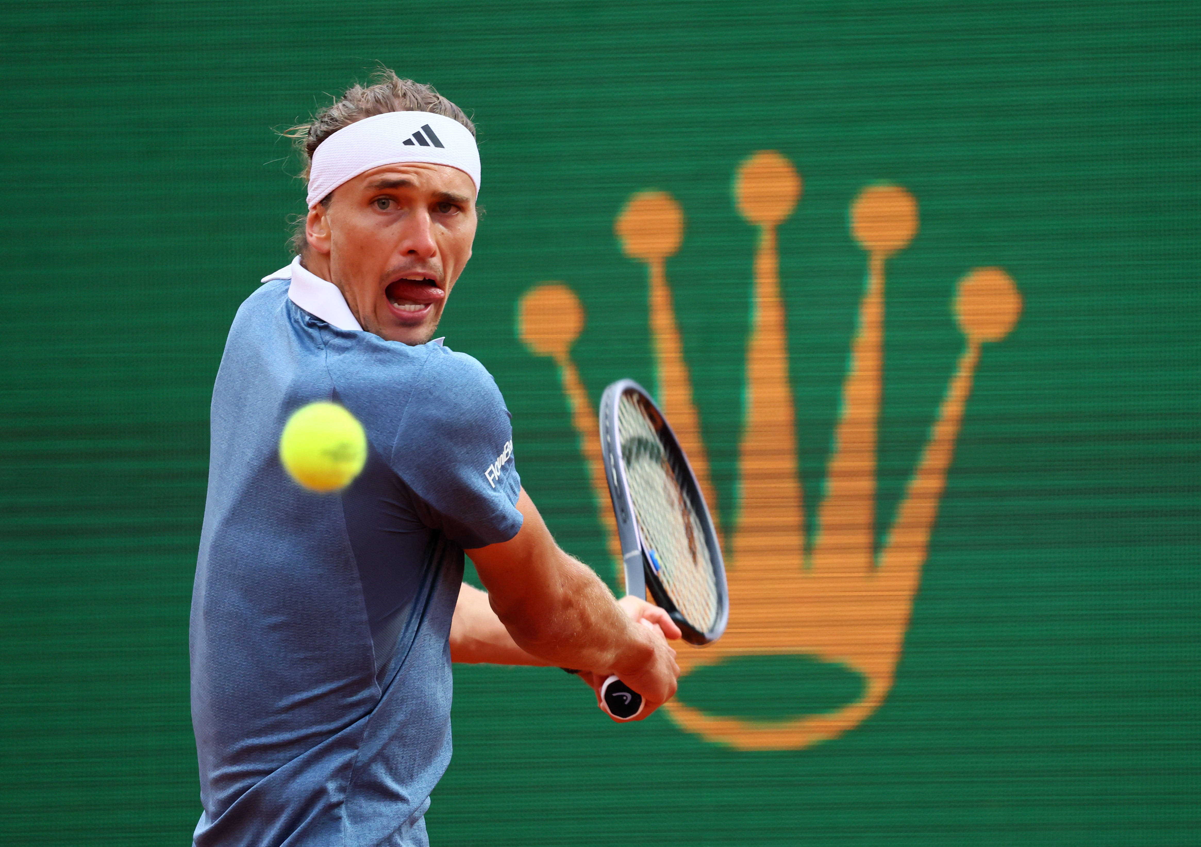 西班牙网球队险胜意大利网球队，兹维列夫爆发神勇