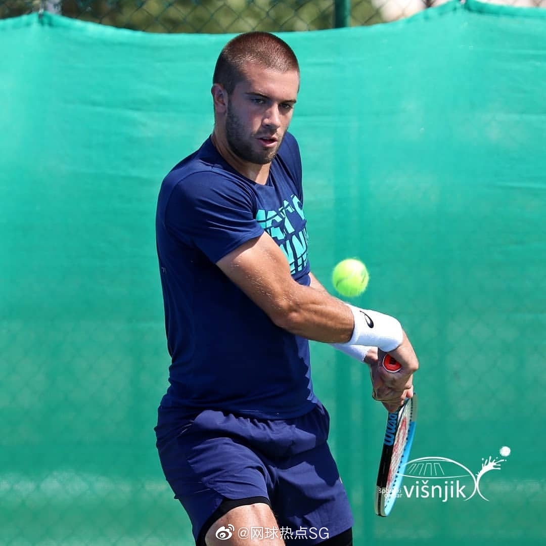 灰熊名宿回归成为新助理教练，重返球场打造新气象